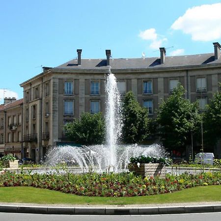 Charmant Appartement Au Coeur De Tulon Zewnętrze zdjęcie