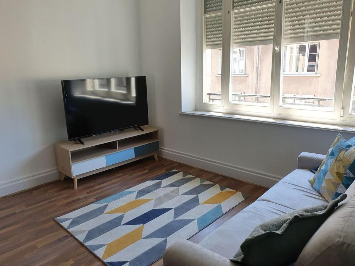 Charmant Appartement Au Coeur De Tulon Zewnętrze zdjęcie